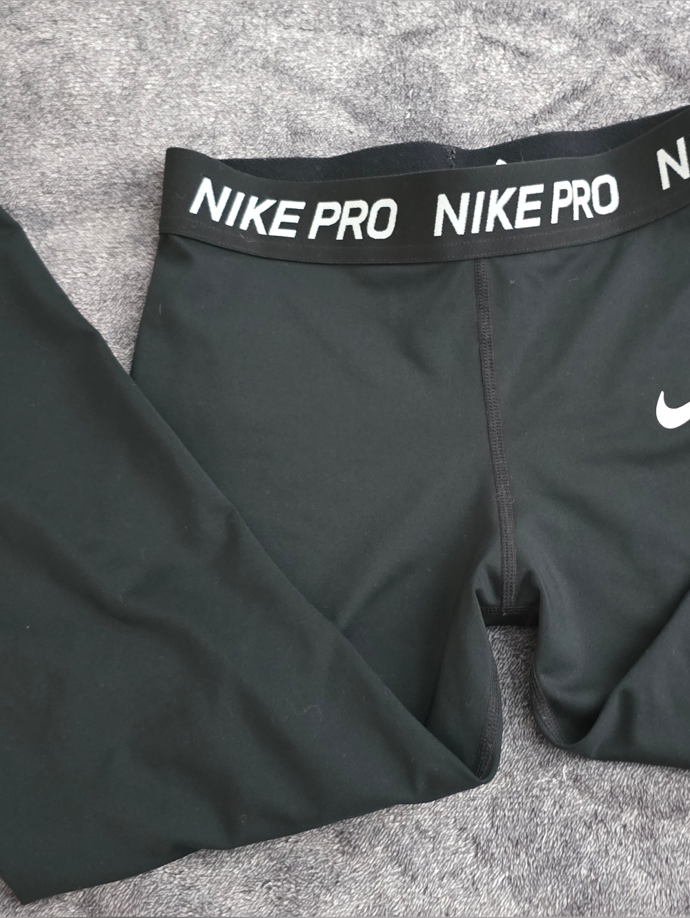 Nike Pro Dri-Fit Leggings Youth Girls Large Black Crop Athletic